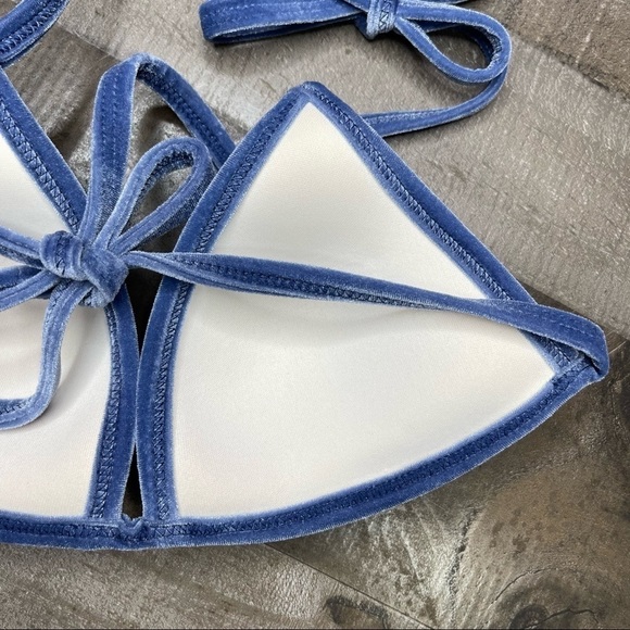 PINK Victoria’s Secret Swim Triangle Bikini Top small - Picture 5 of 9